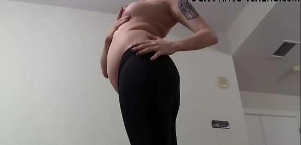  I love how tight and sexy my yoga pants are JOI